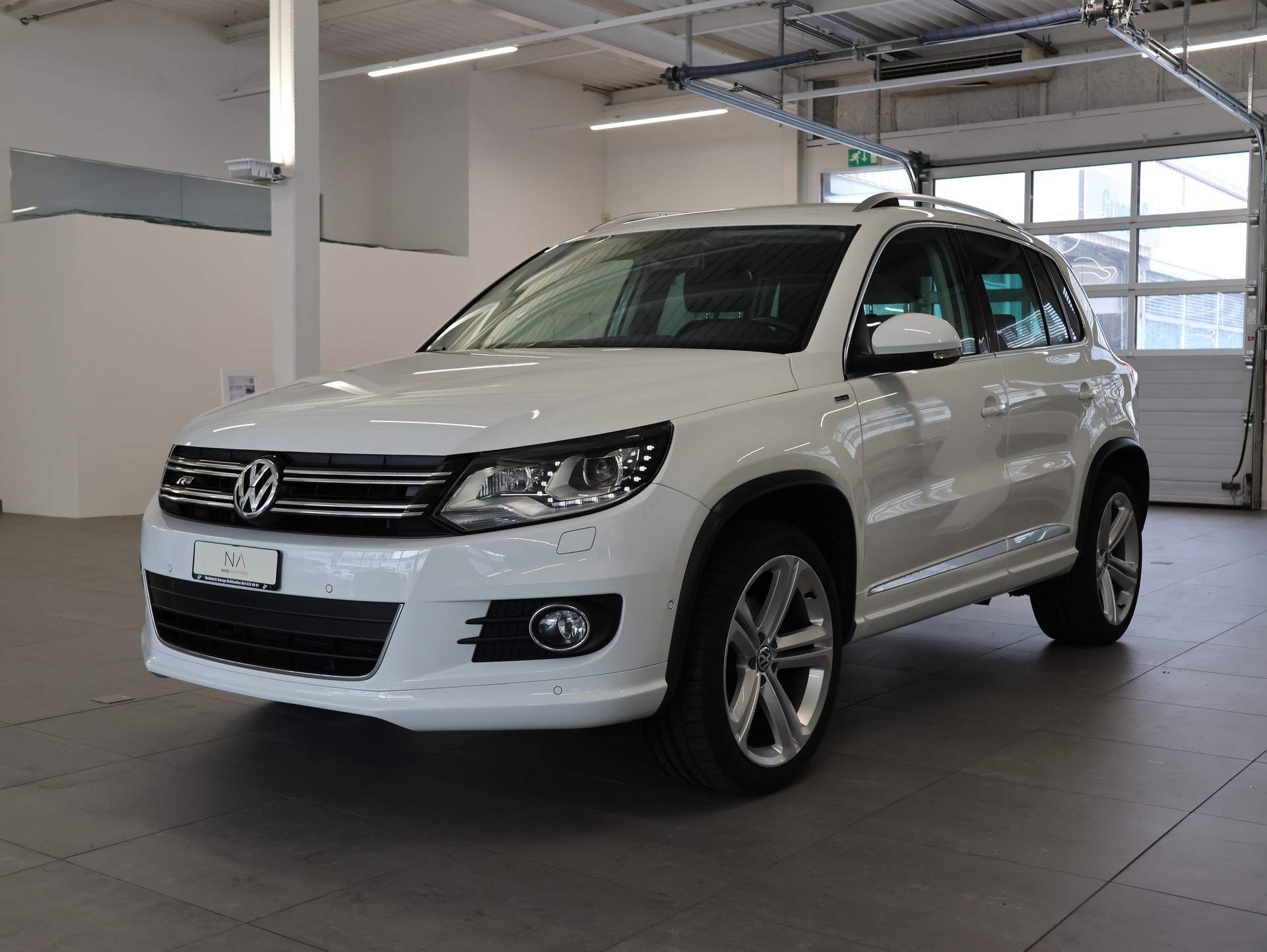 VW Tiguan 2.0 TDI BMT Cup R-Line 4Motion DSG *Rückfahrkamera* *R-Line* *4 Motion Allrad*-image-3