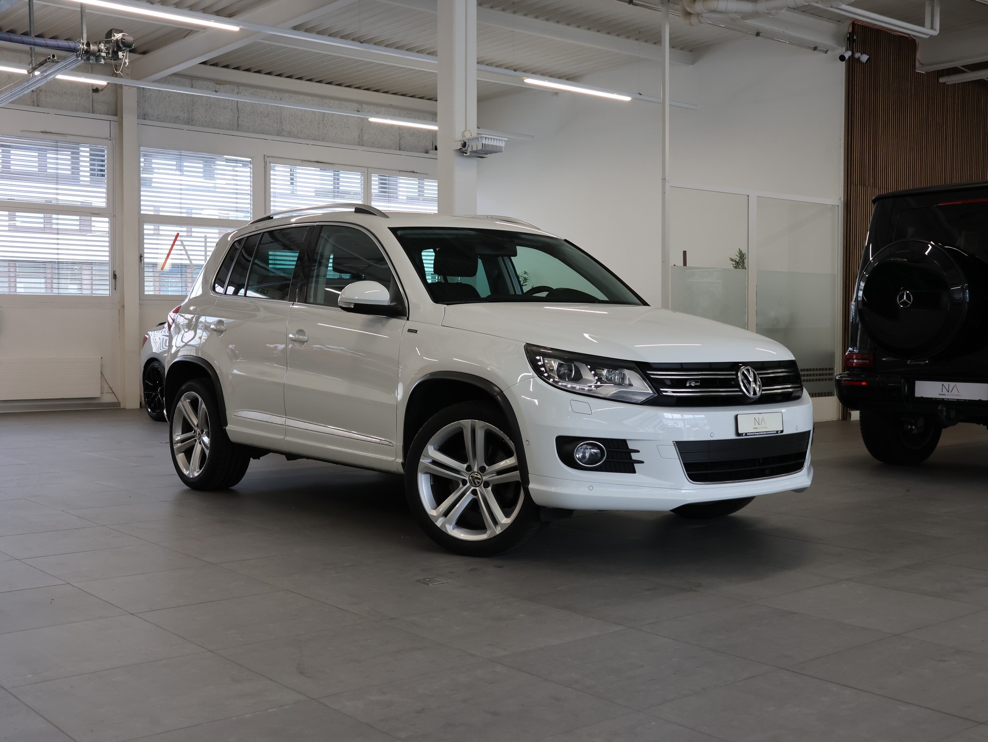 VW Tiguan 2.0 TDI BMT Cup R-Line 4Motion DSG *Rückfahrkamera* *R-Line* *4 Motion Allrad*-image-0