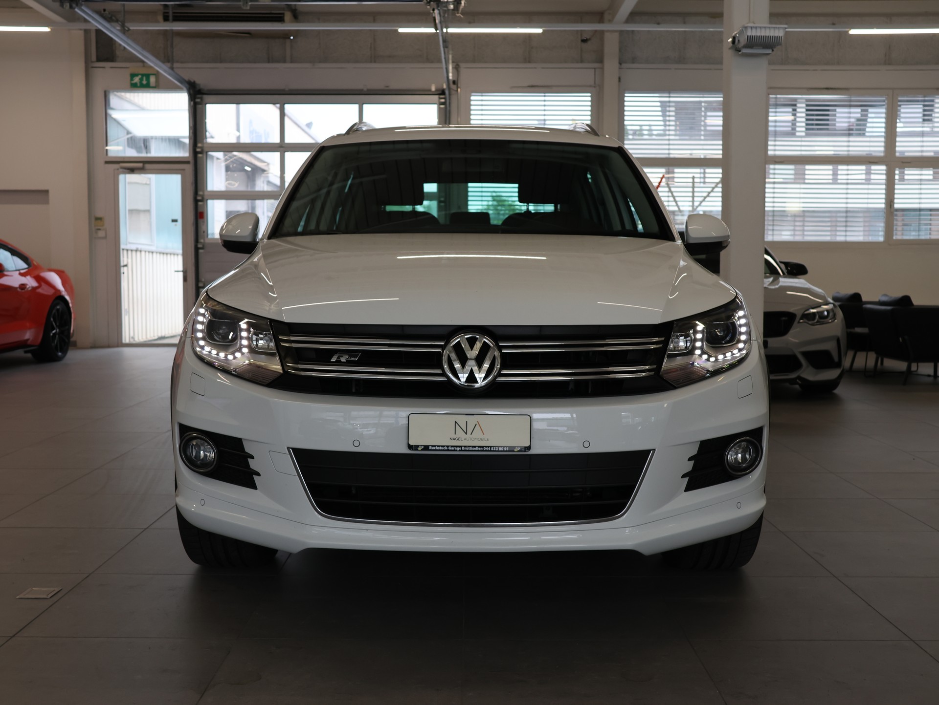 VW Tiguan 2.0 TDI BMT Cup R-Line 4Motion DSG *Rückfahrkamera* *R-Line* *4 Motion Allrad*-image-2