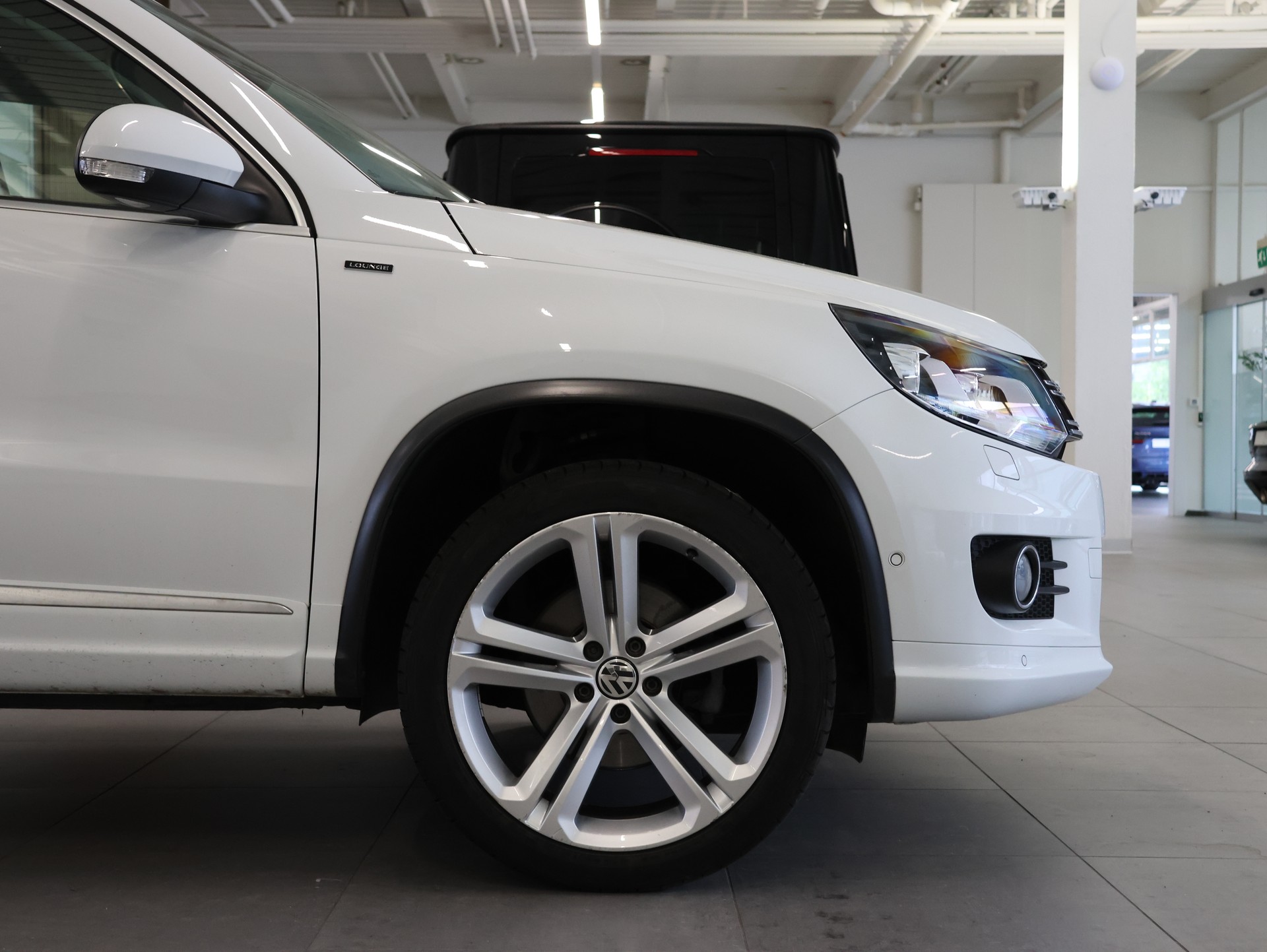 VW Tiguan 2.0 TDI BMT Cup R-Line 4Motion DSG *Rückfahrkamera* *R-Line* *4 Motion Allrad*-image-7