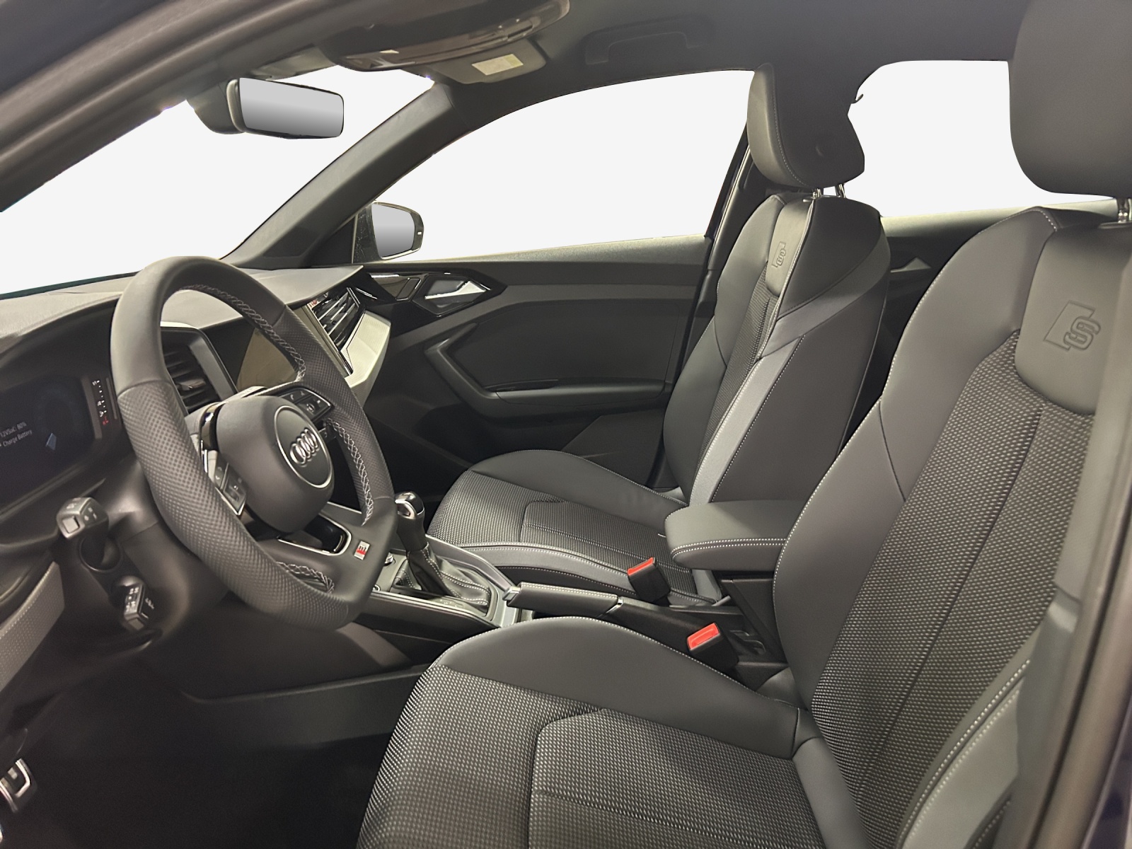 AUDI A1 Sportback 30 TFSI S Line Attraction S-tronic-image-7