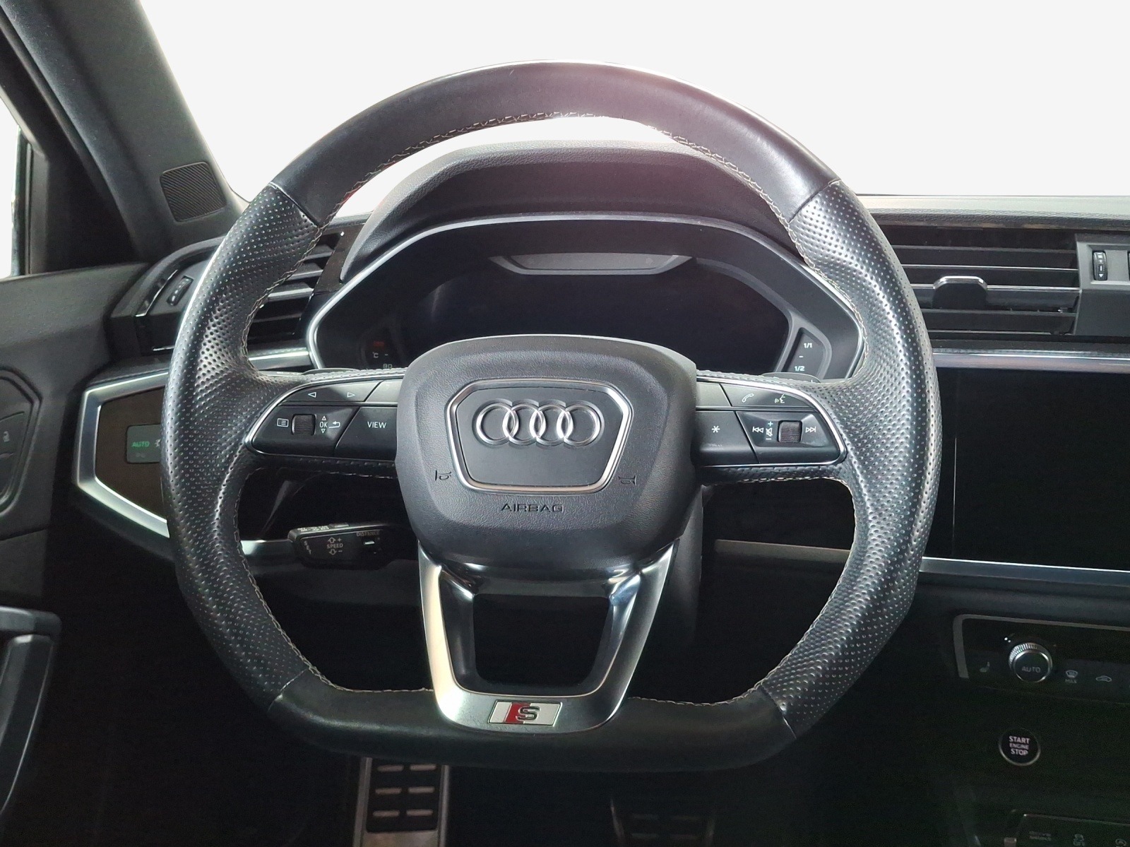 AUDI Q3 Sportback 35 TFSI Attraction S-tronic-image-9