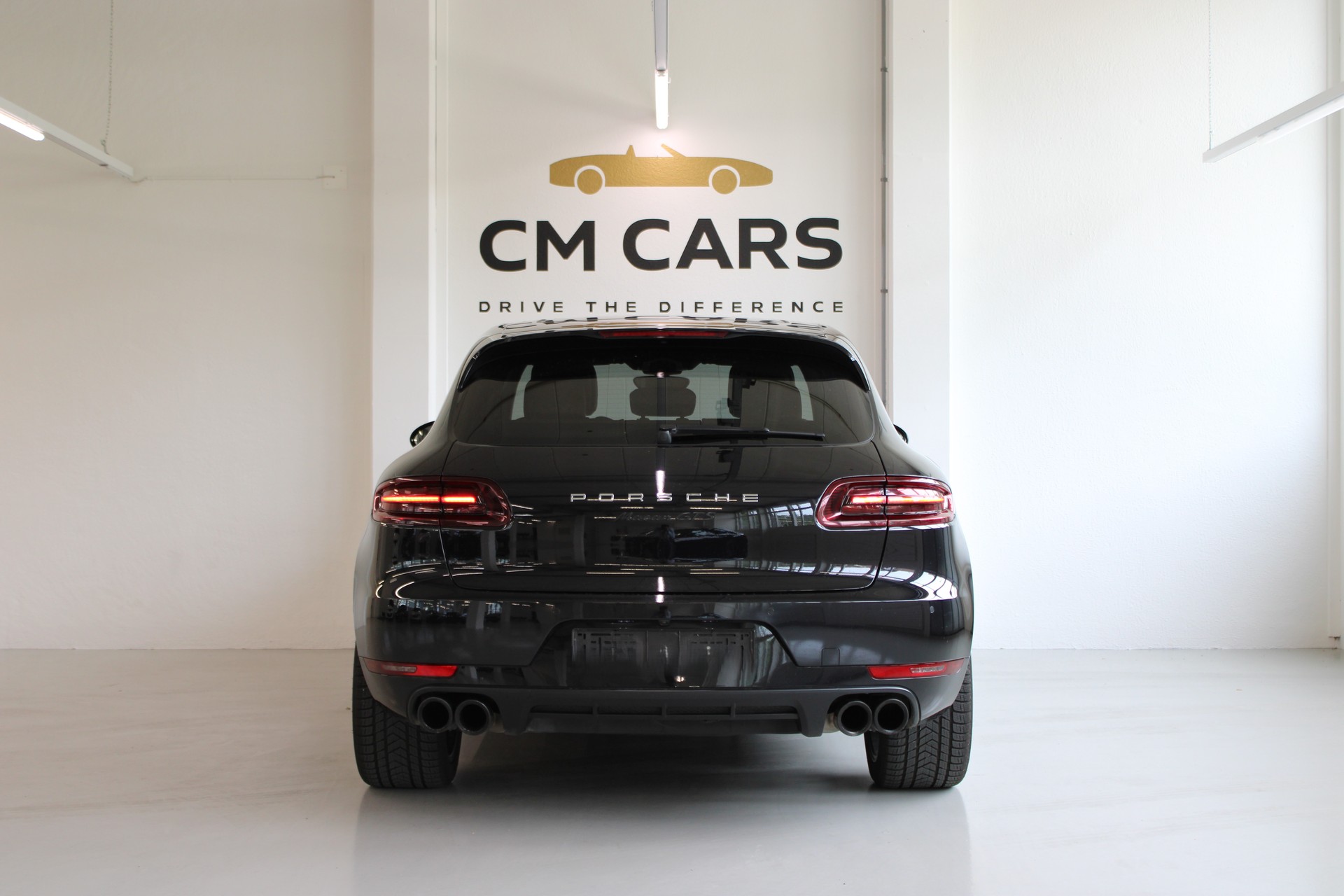 PORSCHE Macan GTS PDK-image-4