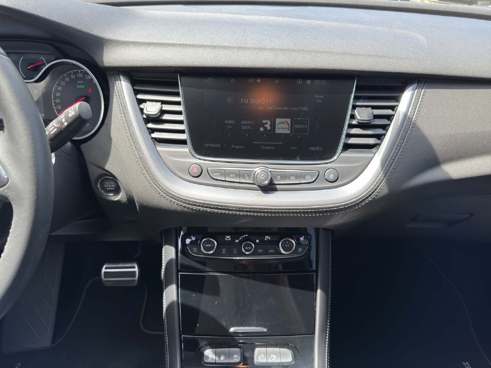OPEL Grandland X 1.6 T PHEV Ultimate-image-8
