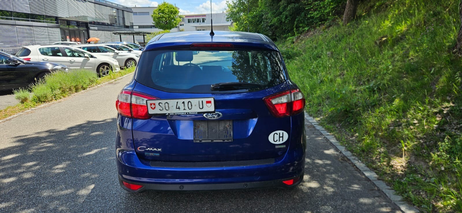 FORD C-Max 1.0 SCTi Titanium-image-4