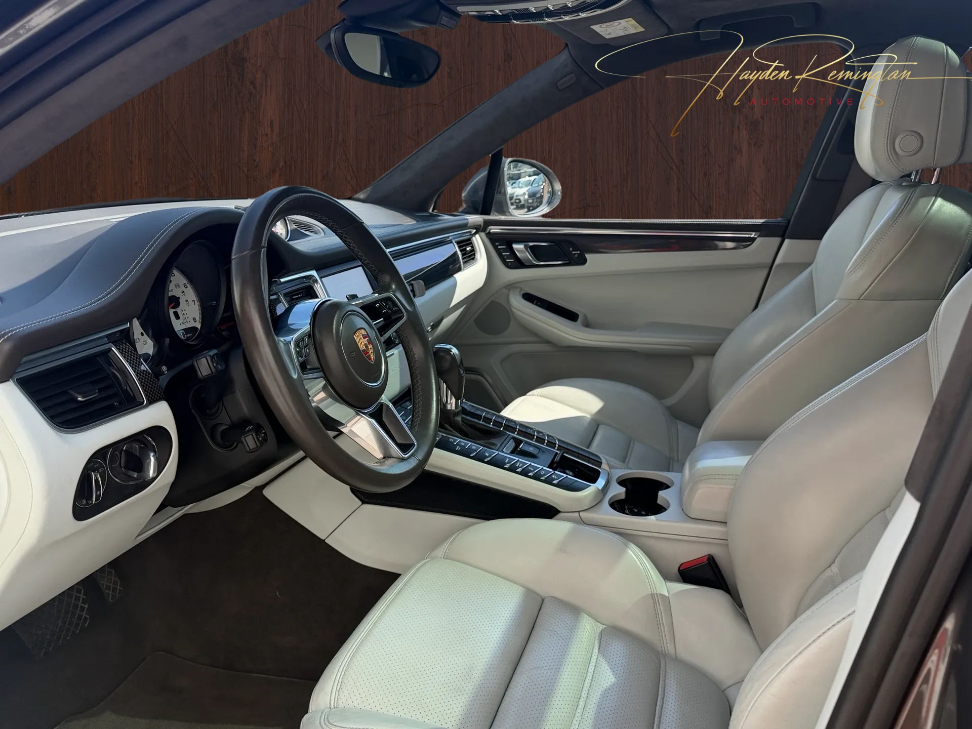 PORSCHE Macan Turbo PDK-image-5