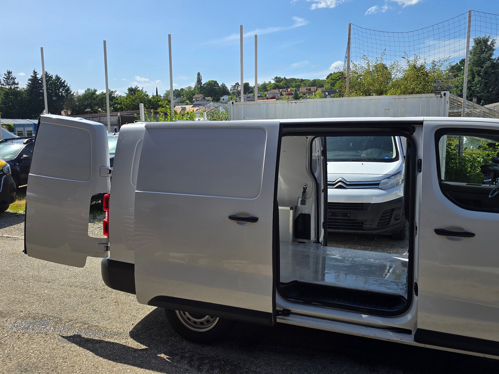 PEUGEOT Expert 2.0 BlueHDi 140 S&S Premium Long EAT8-image-8