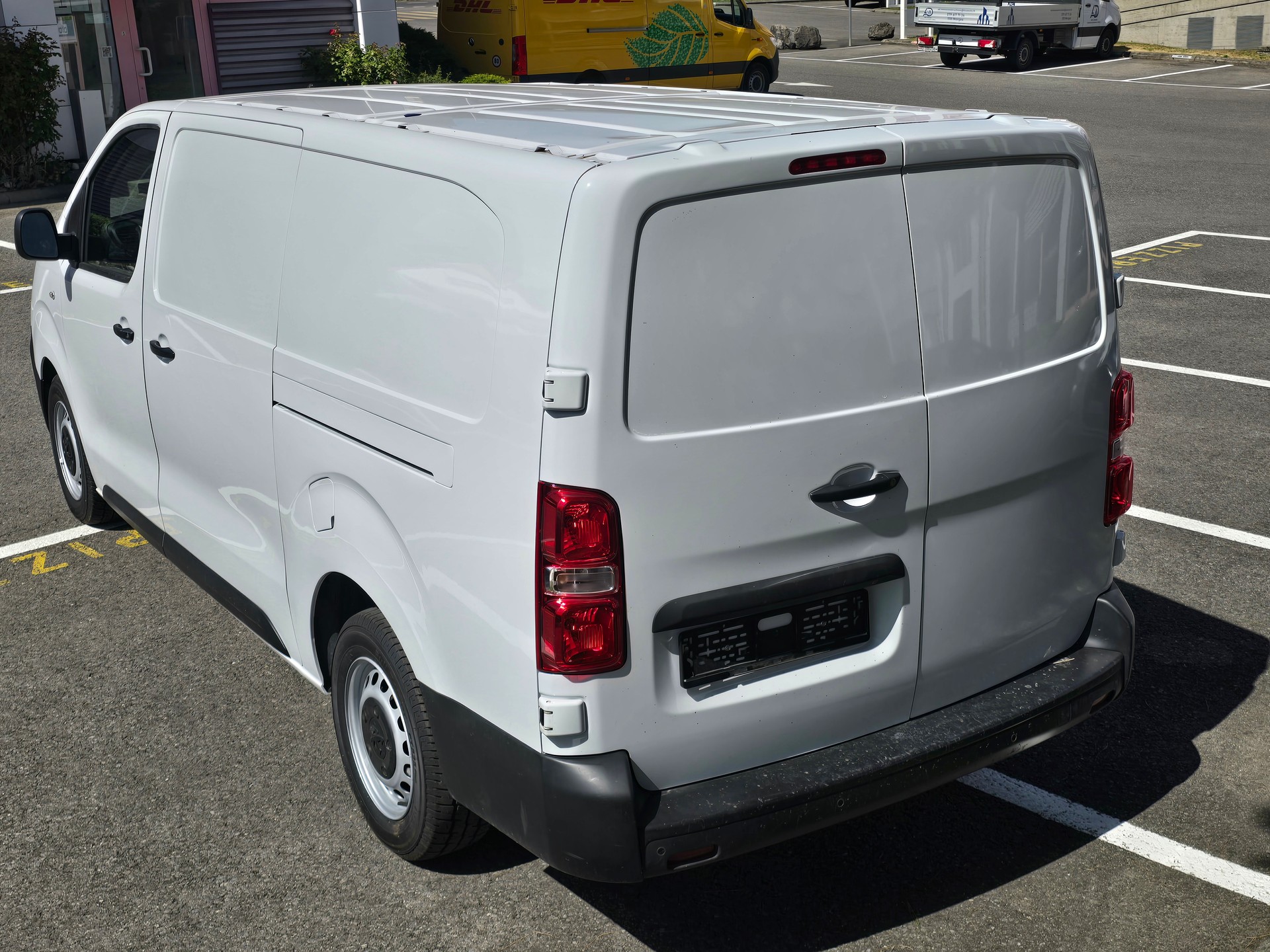 PEUGEOT Expert 2.0 BlueHDi 140 S&S Premium Long EAT8-image-6