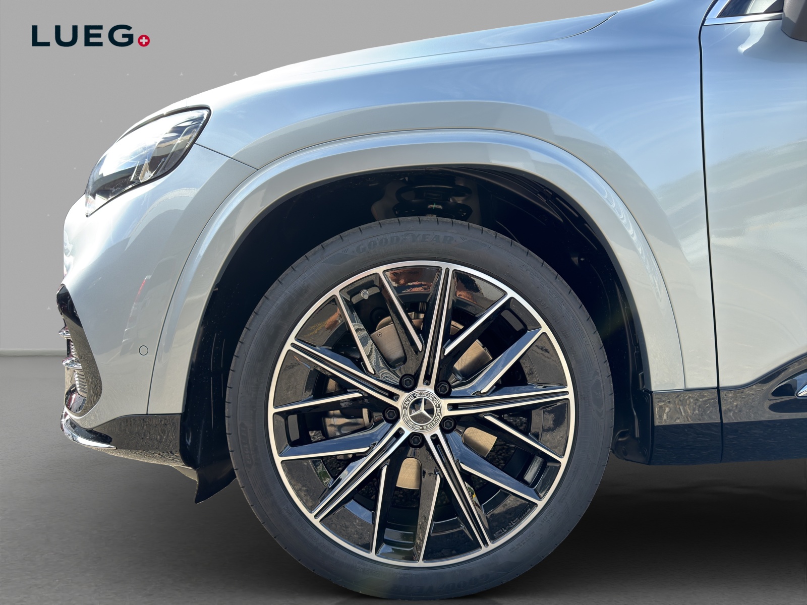 MERCEDES-BENZ GLB 220 4Matic 8G-Tronic-image-6