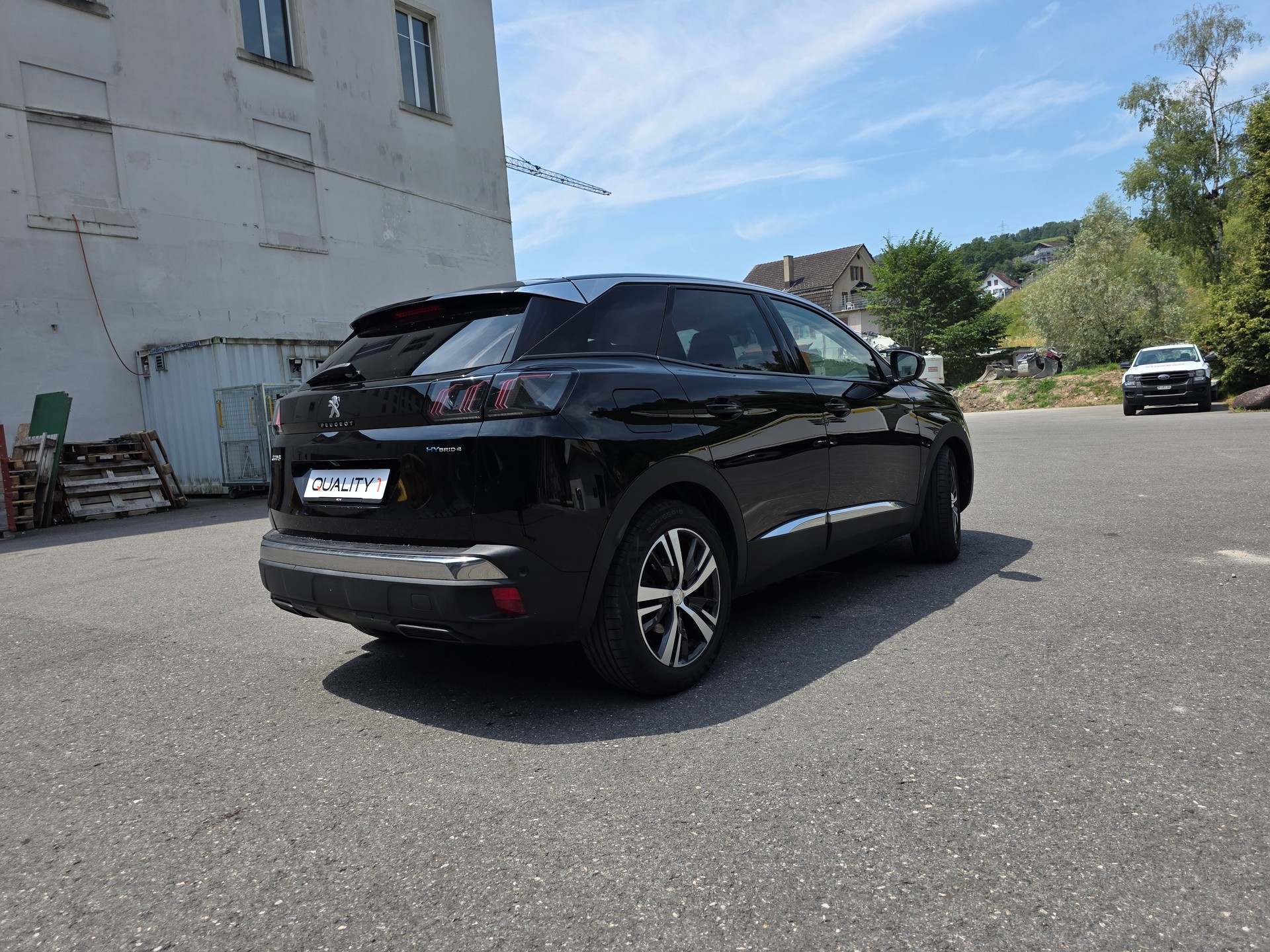 PEUGEOT 3008 300e Hybrid4 Allure Pack EAT8-image-15
