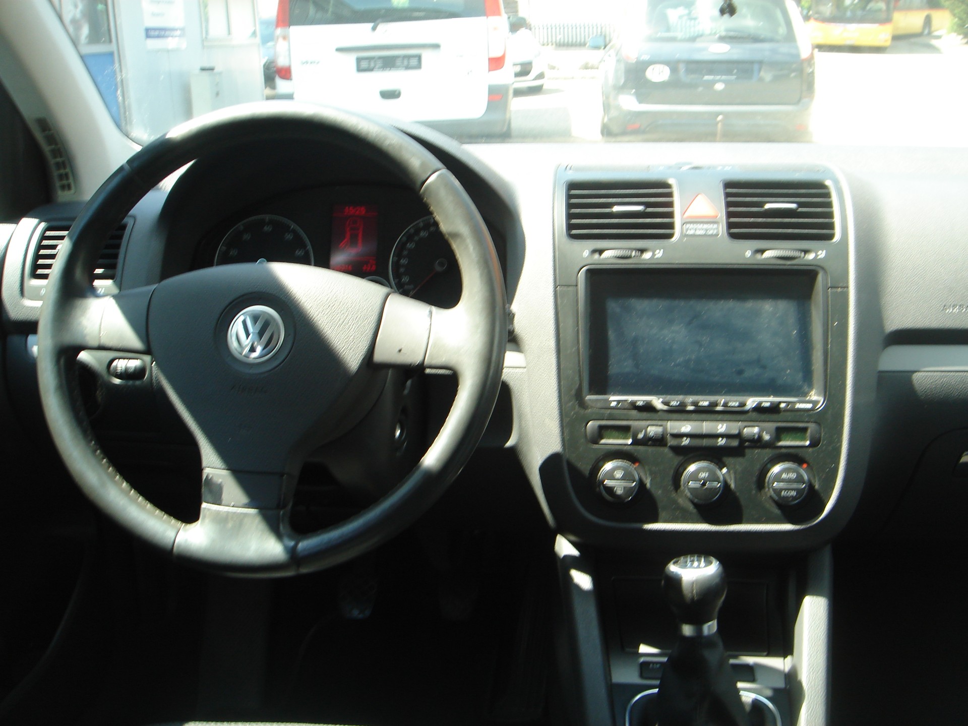 VW Golf 2.0 FSI Comfortline 4Motion-image-6