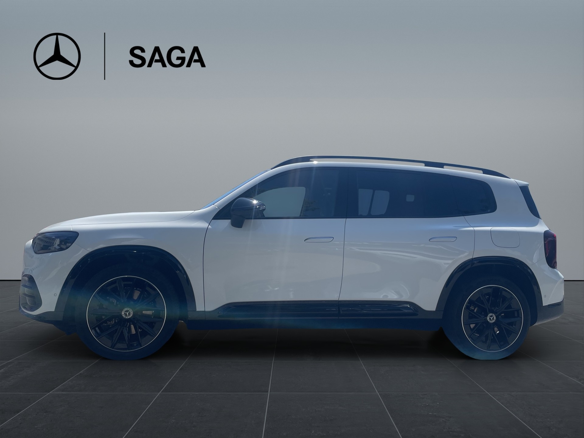 MERCEDES-BENZ GLB 220 4Matic 8G-Tronic-showroom-element-2