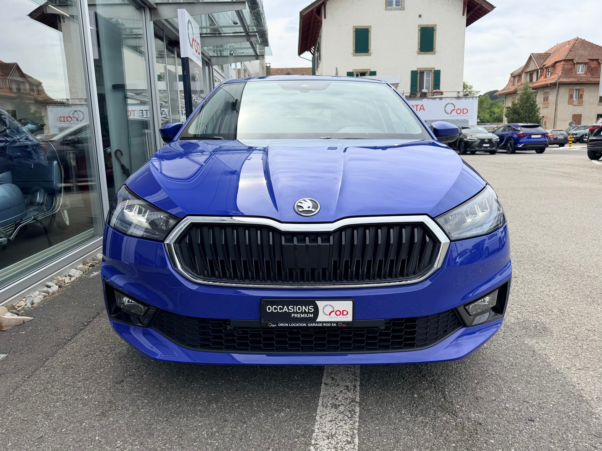 SKODA Fabia 1.0 TSI Ambition-image-1