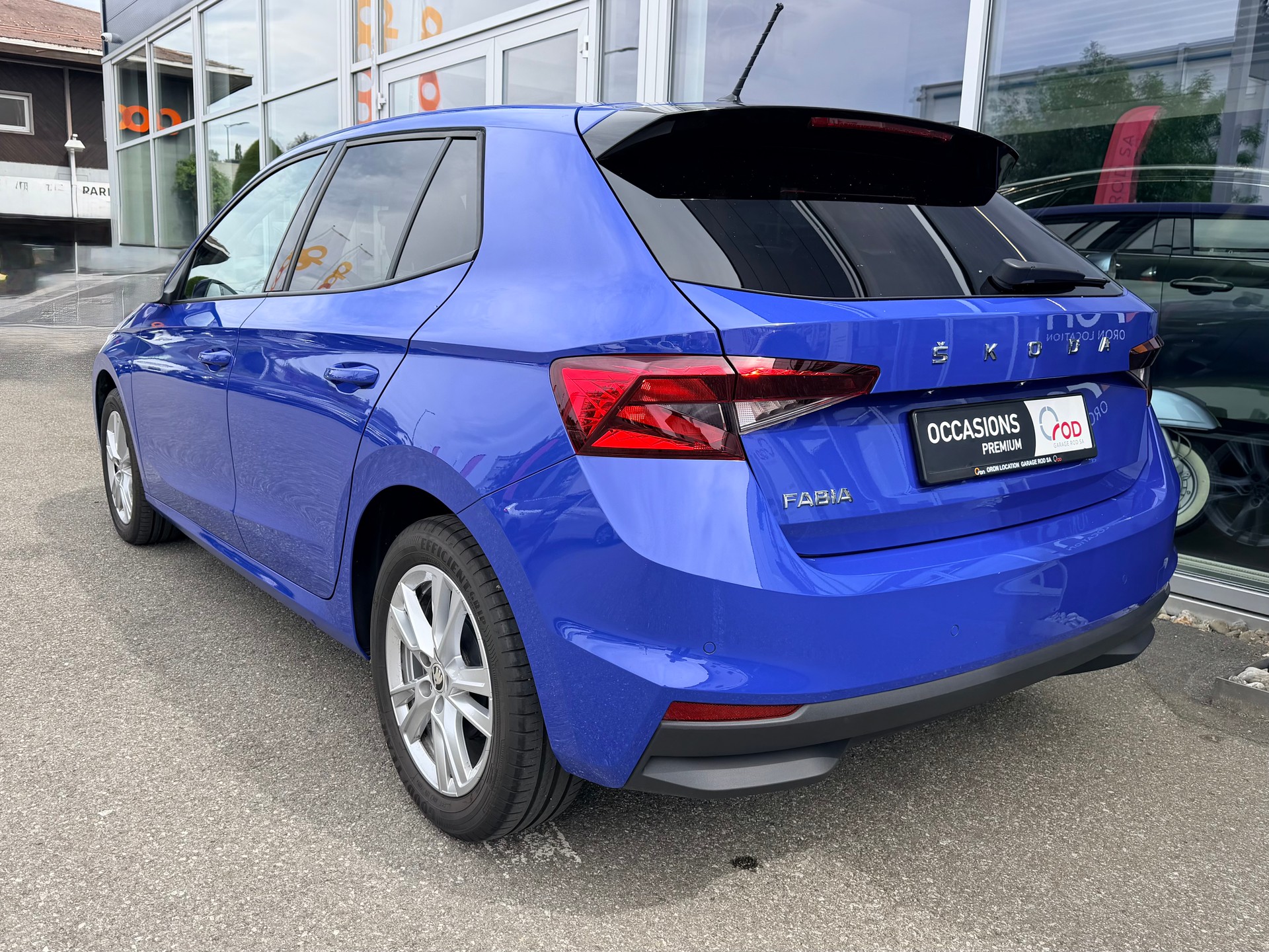 SKODA Fabia 1.0 TSI Ambition-image-3