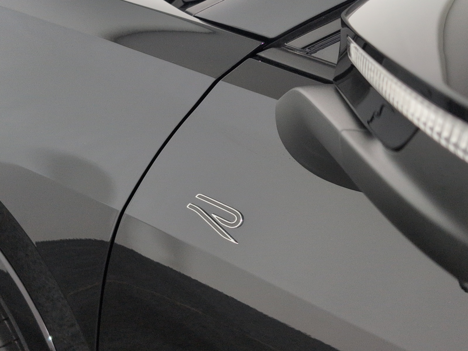 VW Tiguan 2.0 TSI DSG R-Line 4Motion-image-18