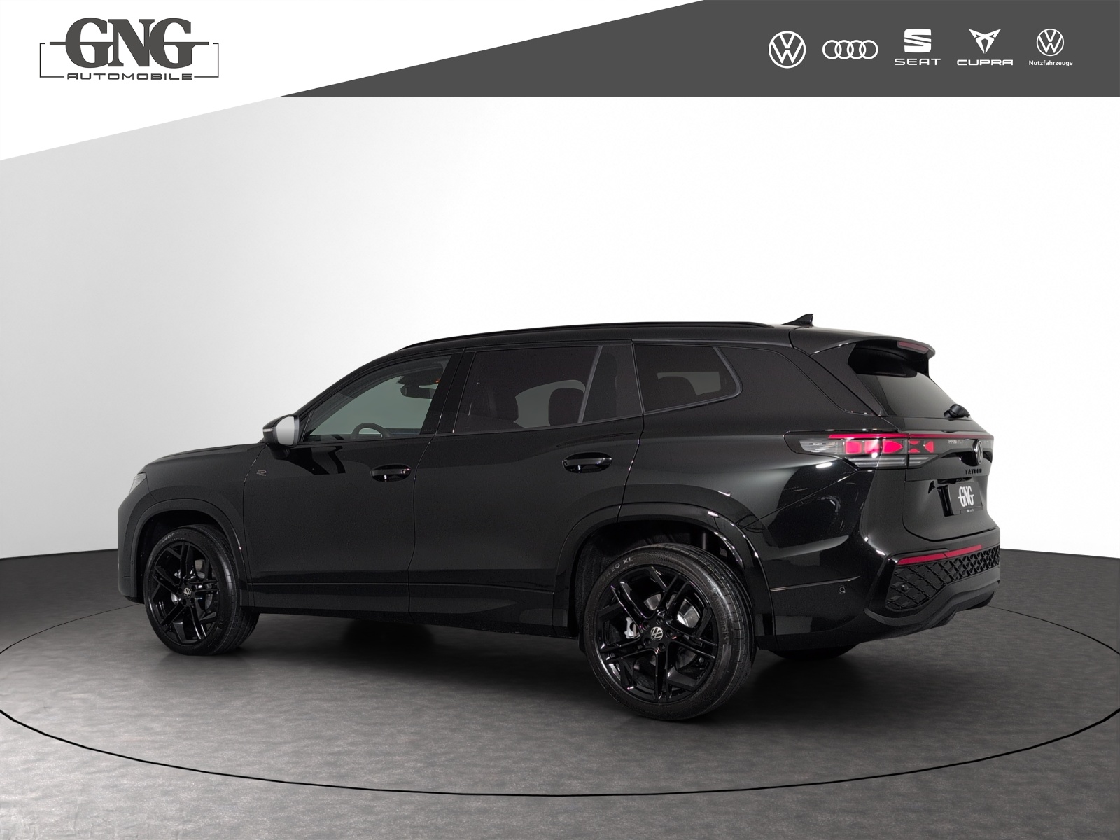 VW Tiguan 2.0 TSI DSG R-Line 4Motion-image-1