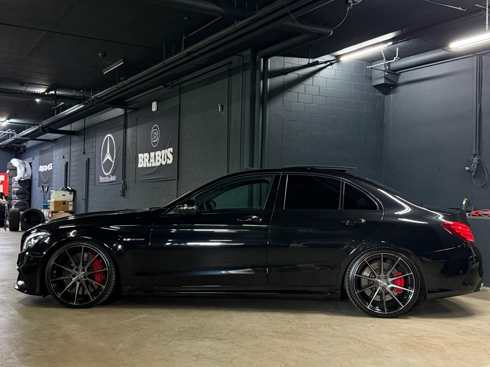 MERCEDES-BENZ C 63 S AMG All Black Performance Speedshift 2Jahre Garantie Inklusive-image-7