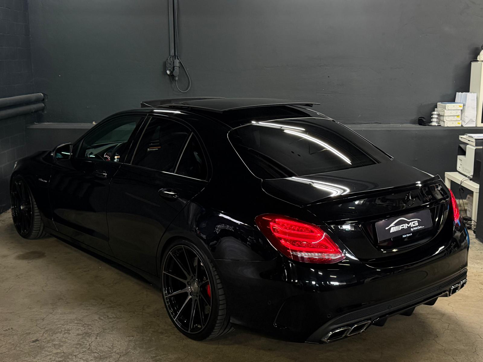MERCEDES-BENZ C 63 S AMG All Black Performance Speedshift 2Jahre Garantie Inklusive-image-8