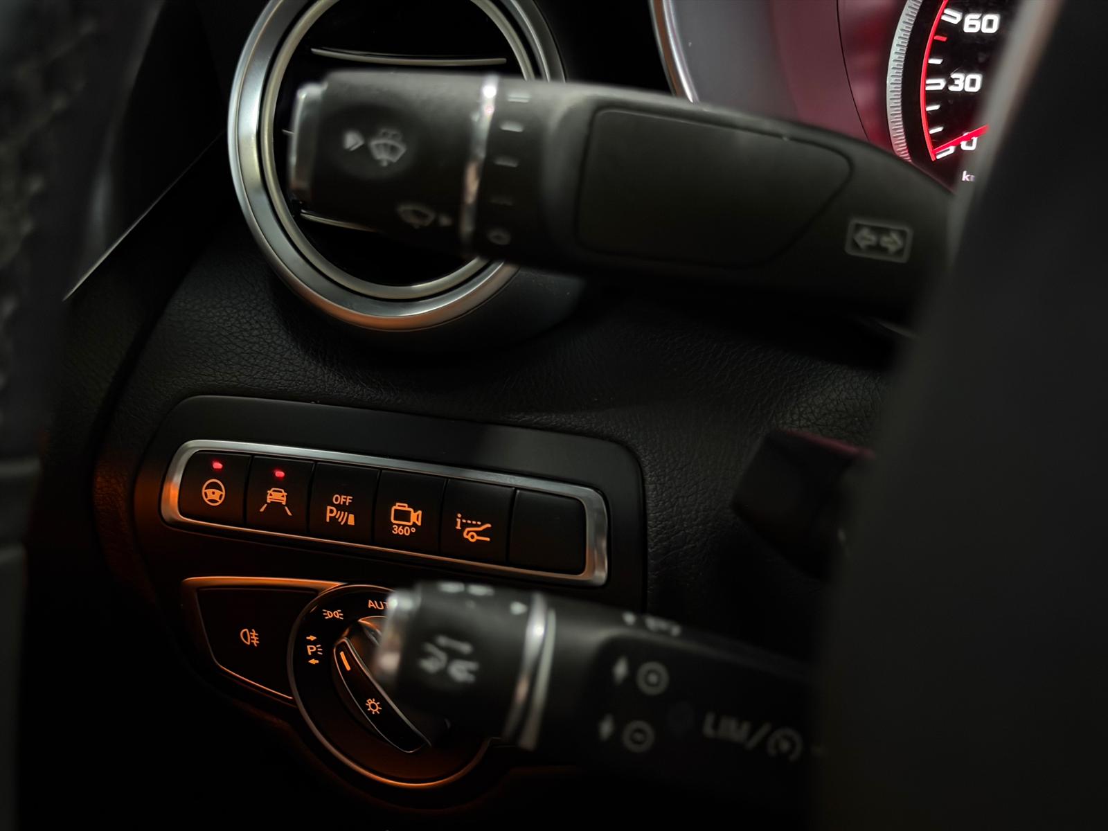 MERCEDES-BENZ C 63 S AMG All Black Performance Speedshift 2Jahre Garantie Inklusive-image-29