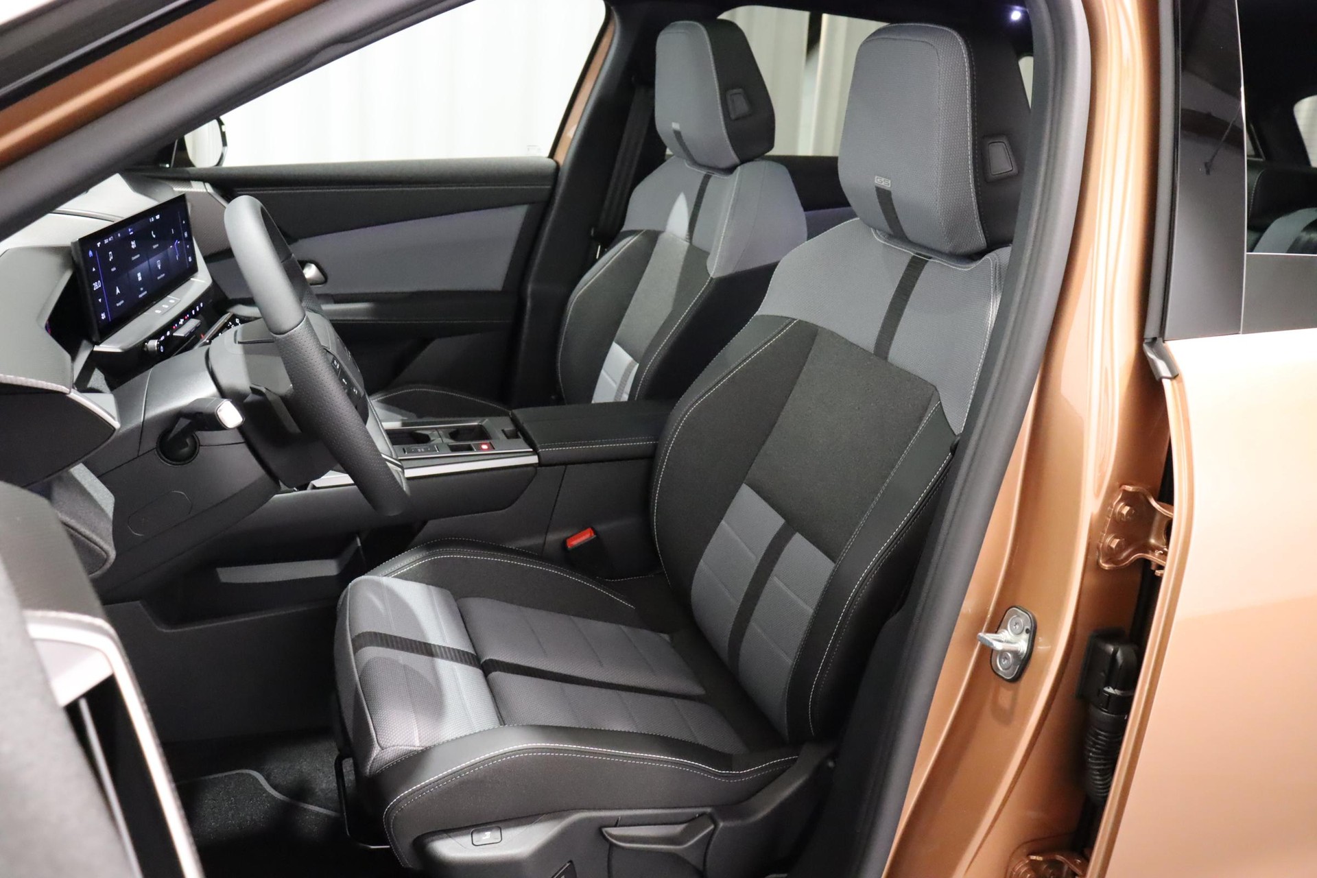 OPEL Grandland-e Electric GS-image-4