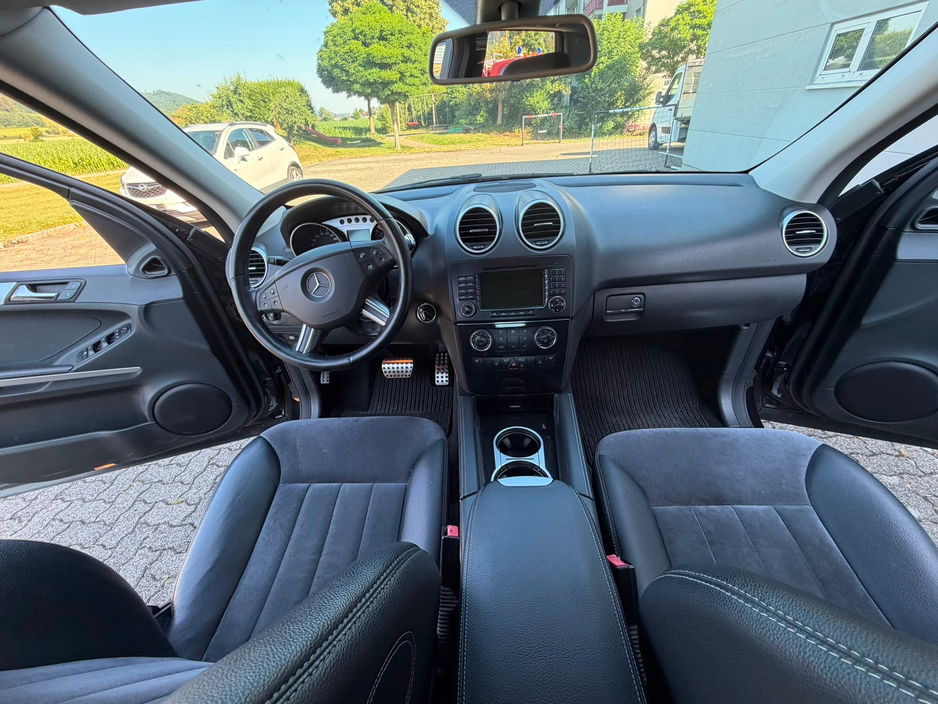 MERCEDES-BENZ ML 350 4Matic 7G-Tronic-image-12