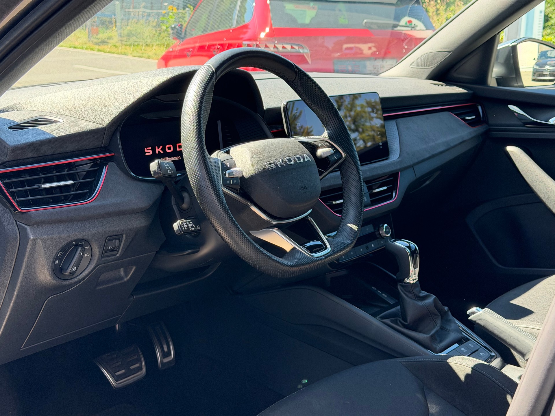 SKODA Kamiq 1.0 TSI Selection DSG-image-9