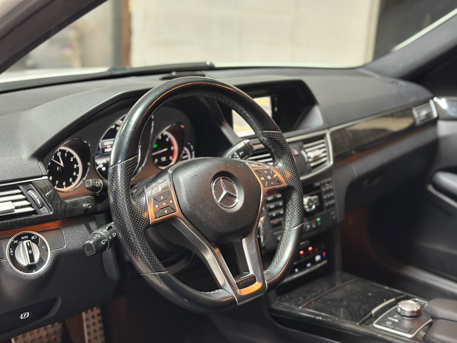 MERCEDES-BENZ E 250 CDI BlueEff. Avantgarde 4Matic 7G-Tronic-image-10