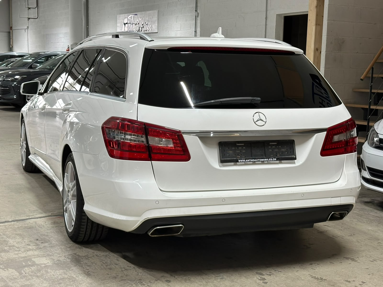 MERCEDES-BENZ E 250 CDI BlueEff. Avantgarde 4Matic 7G-Tronic-image-3