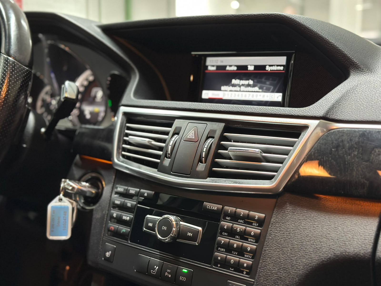 MERCEDES-BENZ E 250 CDI BlueEff. Avantgarde 4Matic 7G-Tronic-image-13