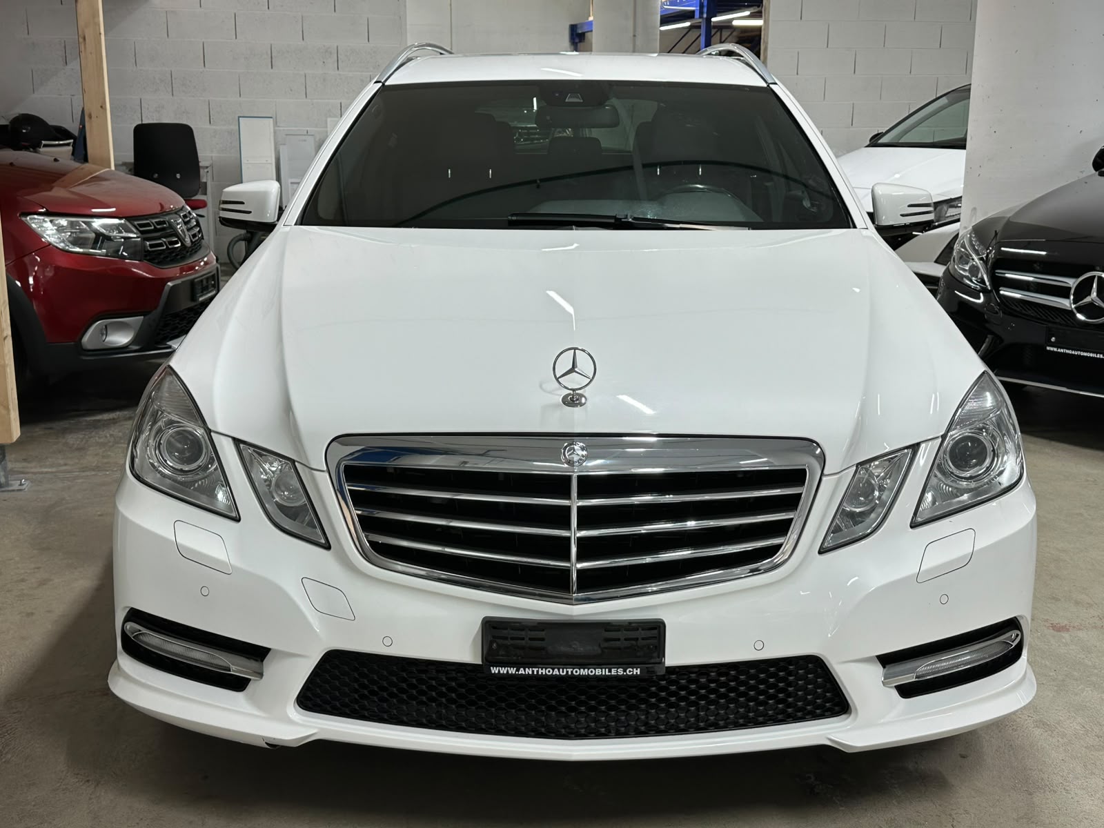 MERCEDES-BENZ E 250 CDI BlueEff. Avantgarde 4Matic 7G-Tronic-image-2