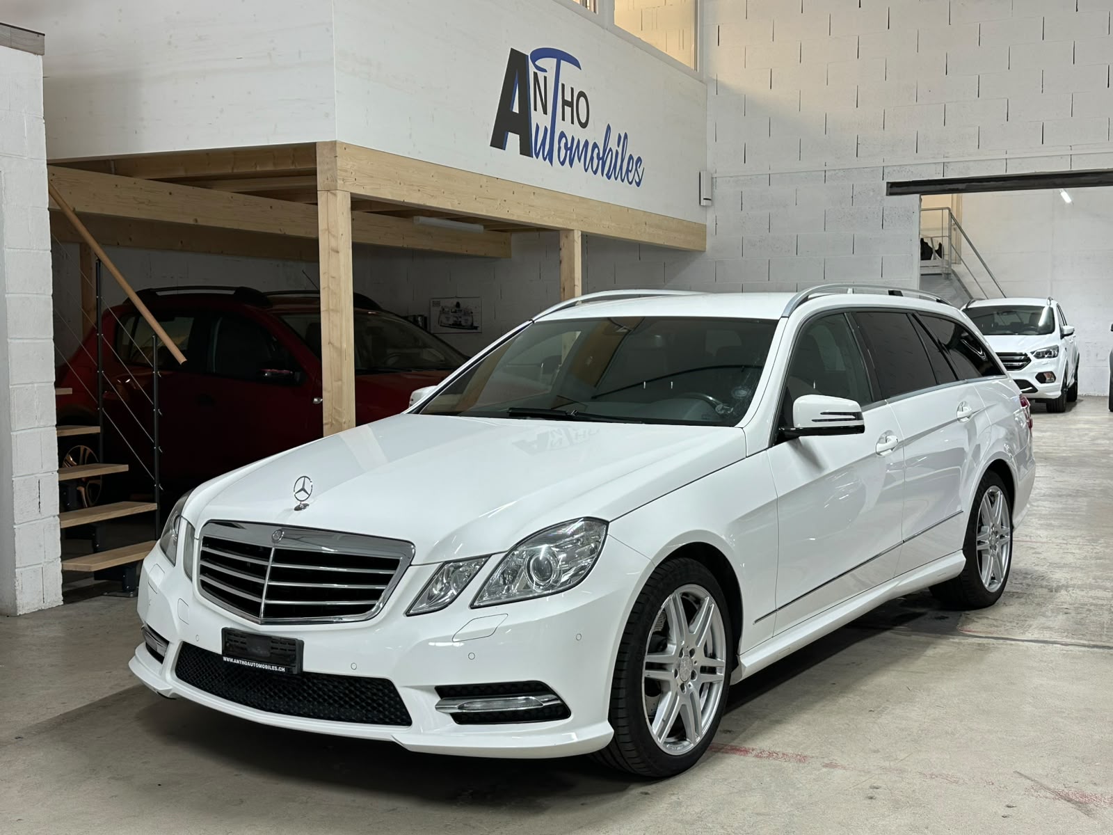 MERCEDES-BENZ E 250 CDI BlueEff. Avantgarde 4Matic 7G-Tronic-image-0