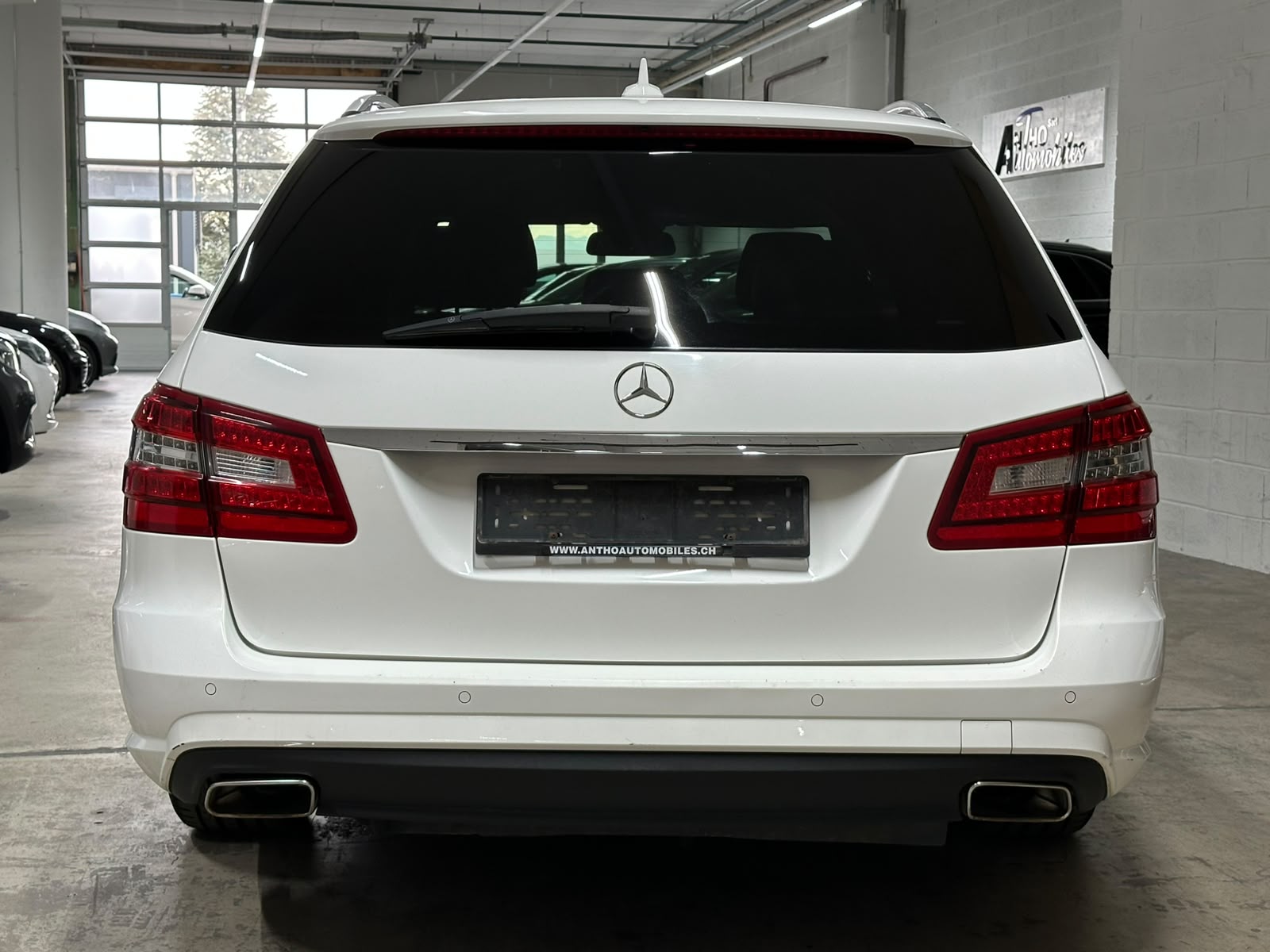 MERCEDES-BENZ E 250 CDI BlueEff. Avantgarde 4Matic 7G-Tronic-image-5