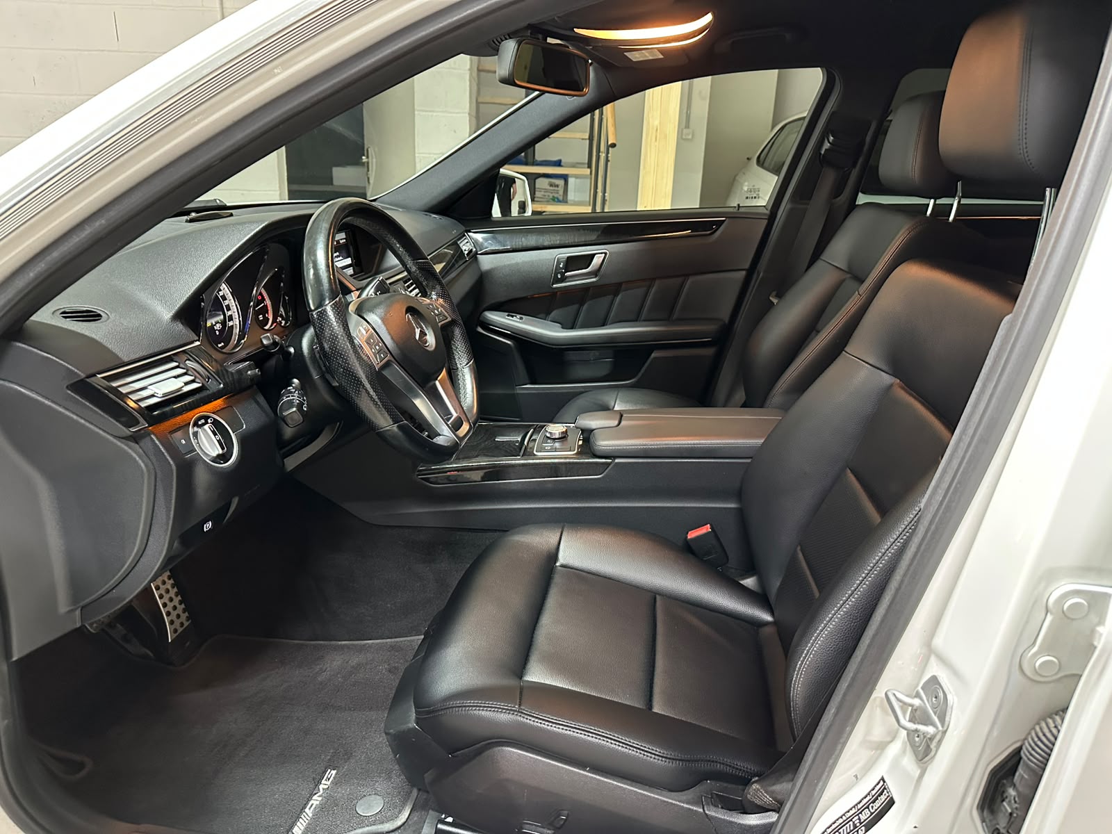 MERCEDES-BENZ E 250 CDI BlueEff. Avantgarde 4Matic 7G-Tronic-image-9