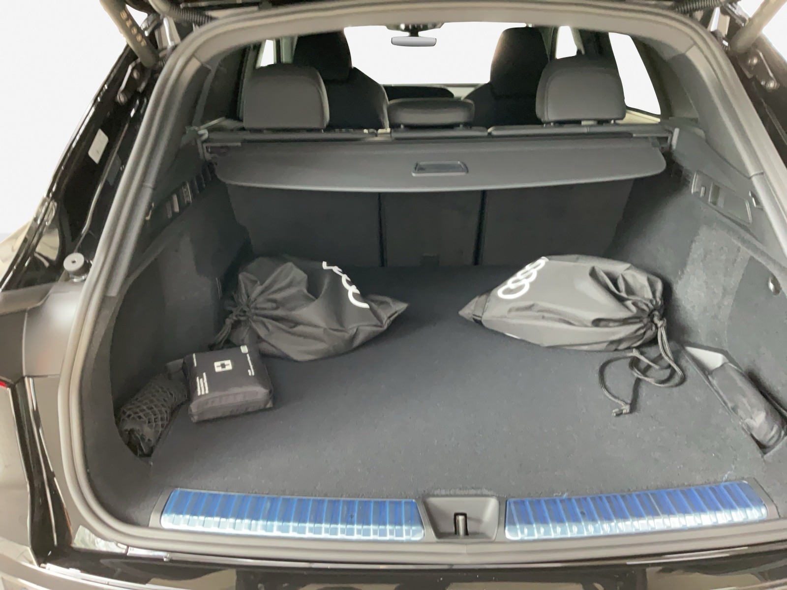 AUDI Q5 e-hybrid quattro 220 kW S-tronic-image-12