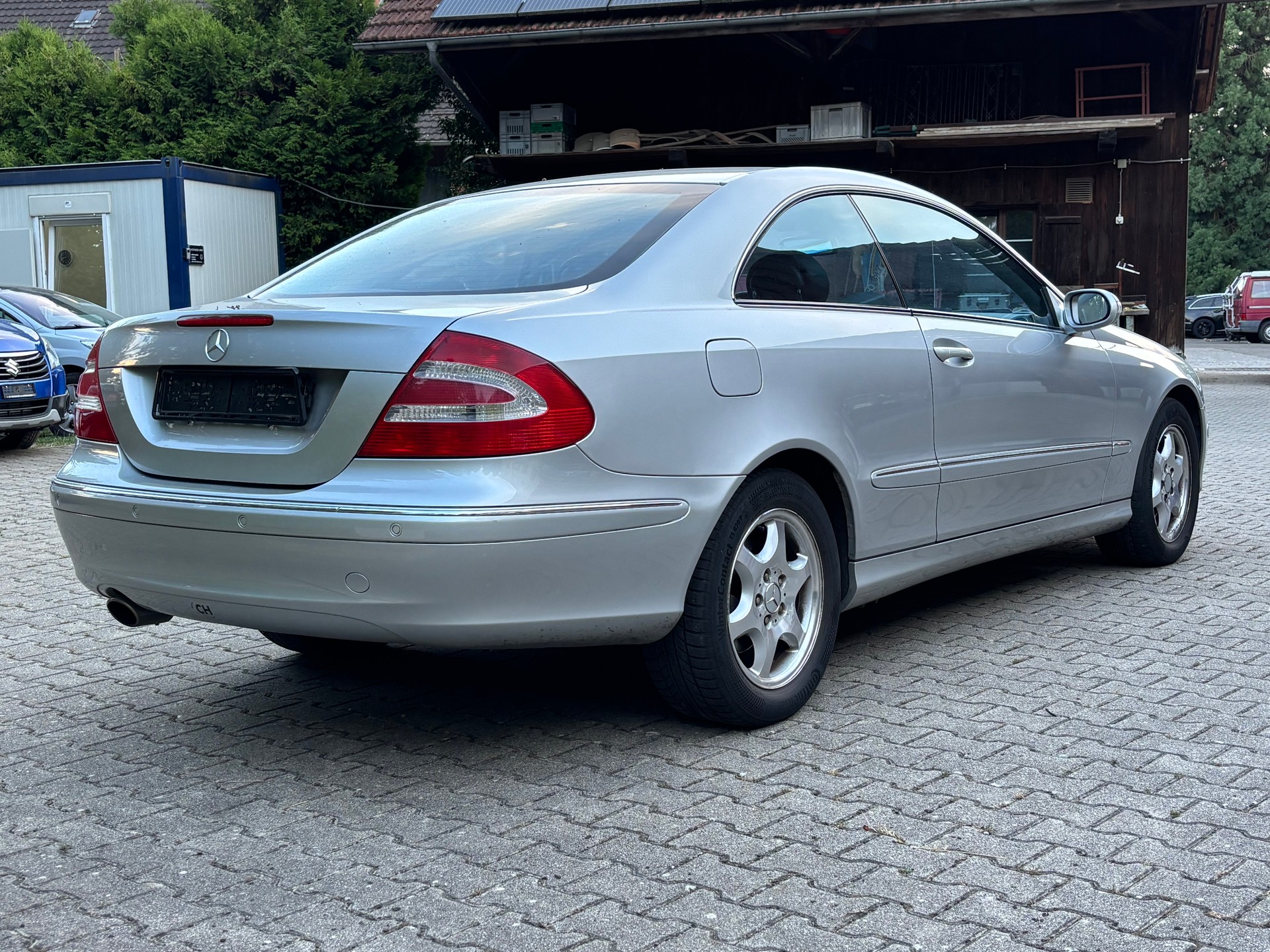 MERCEDES-BENZ CLK 320 Elégance Automatic-image-3