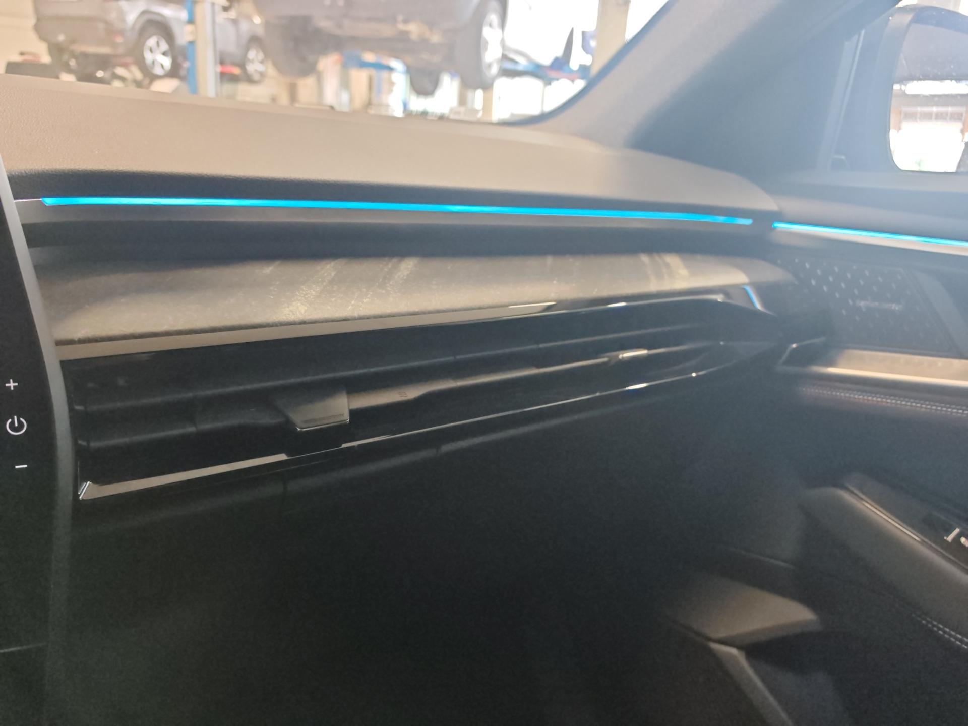 RENAULT Rafale 1.2 E-Tech Hybrid 200 Esprit Alpine-image-21
