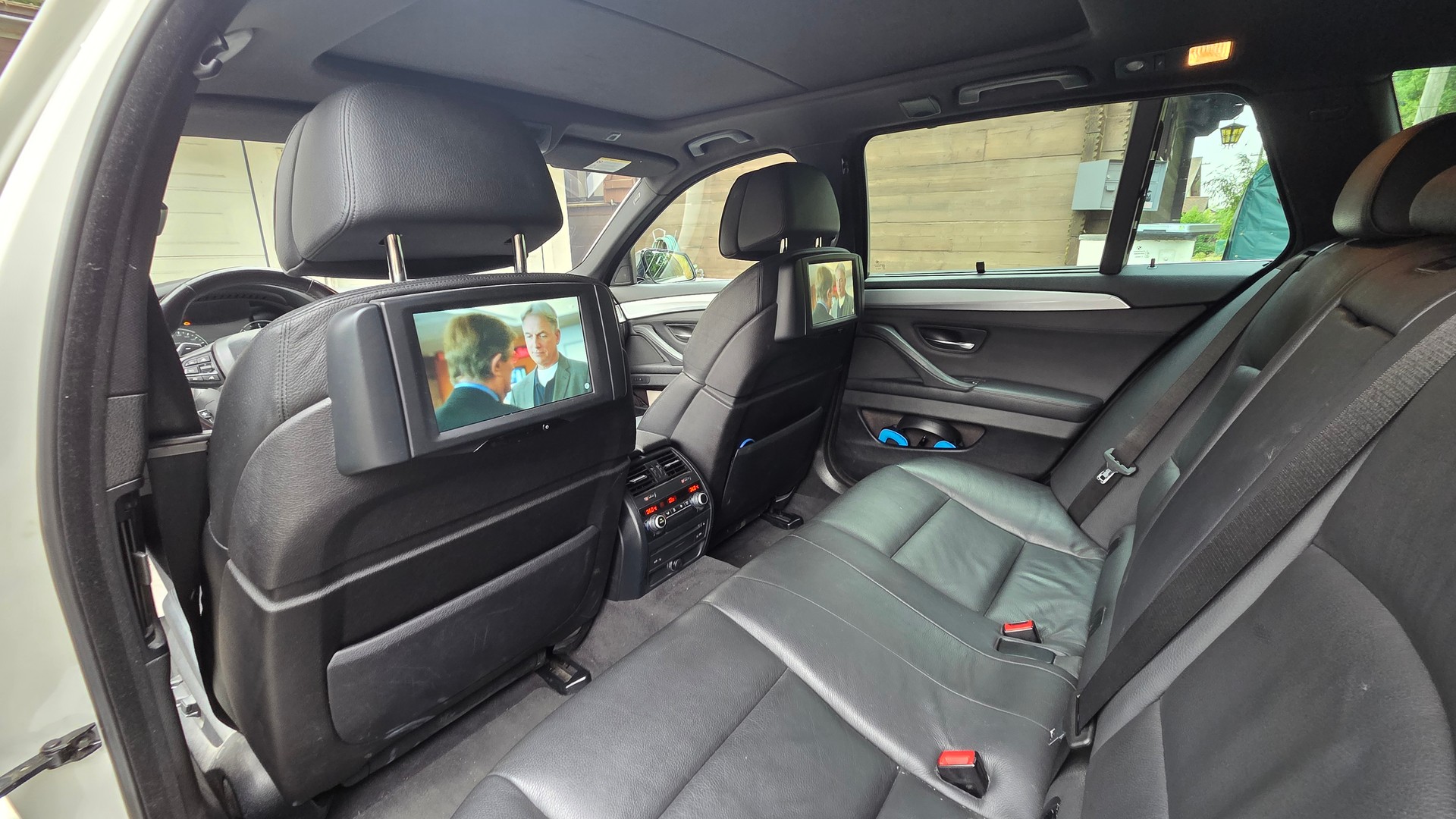 BMW BMW M550d xDrive Steptronic-image-4