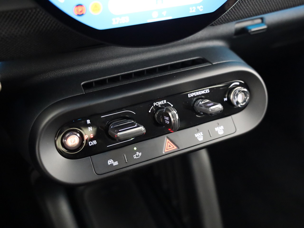 MINI Aceman E-image-11