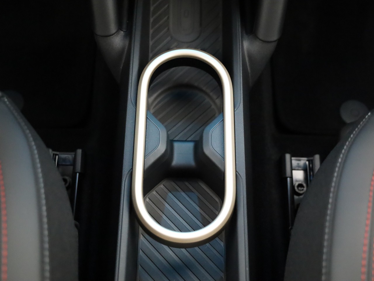 MINI Aceman E-image-19