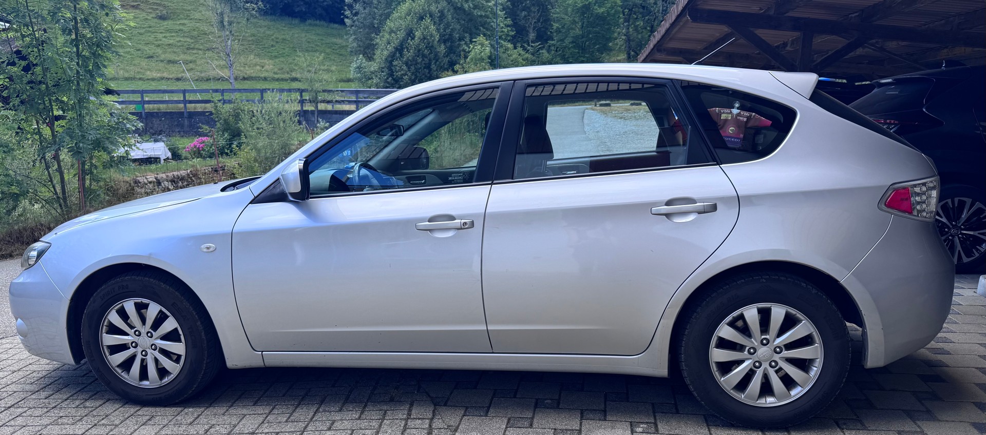 SUBARU 1.5 R Swiss-image-1