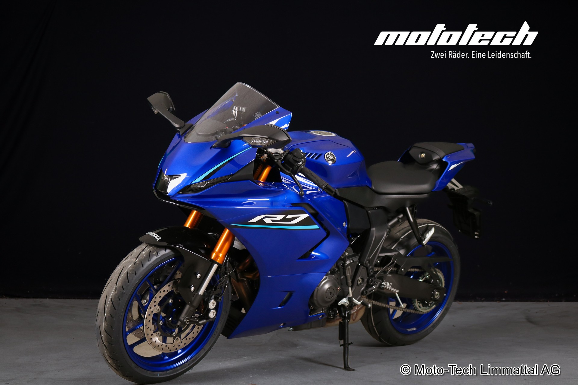 YAMAHA YZF-R7-image-5