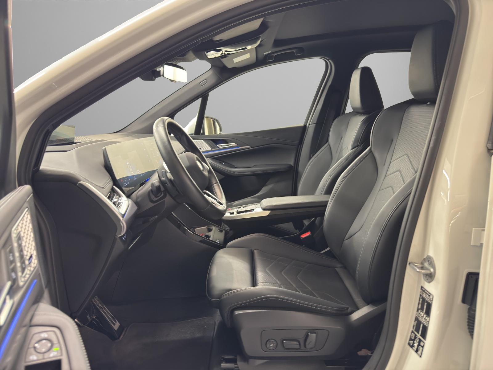 BMW 223i xDrive SDKG Active Tourer-image-10