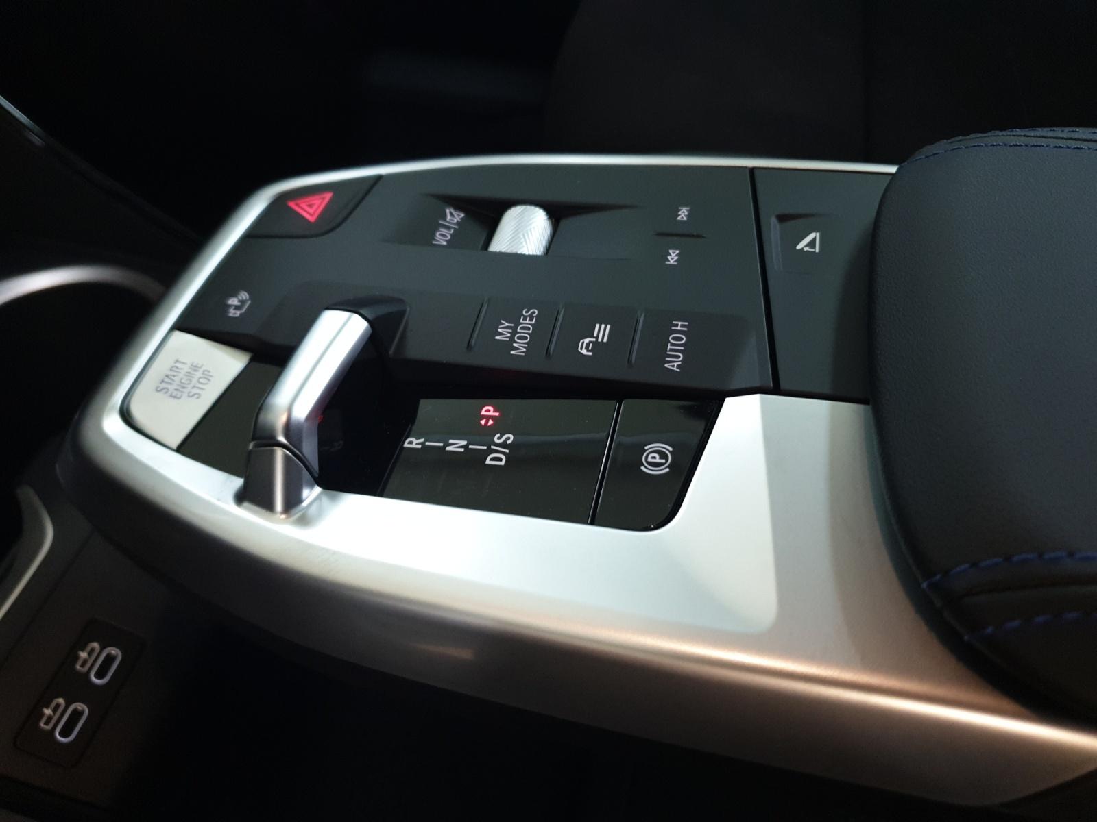 BMW X1 20d xDrive-image-23