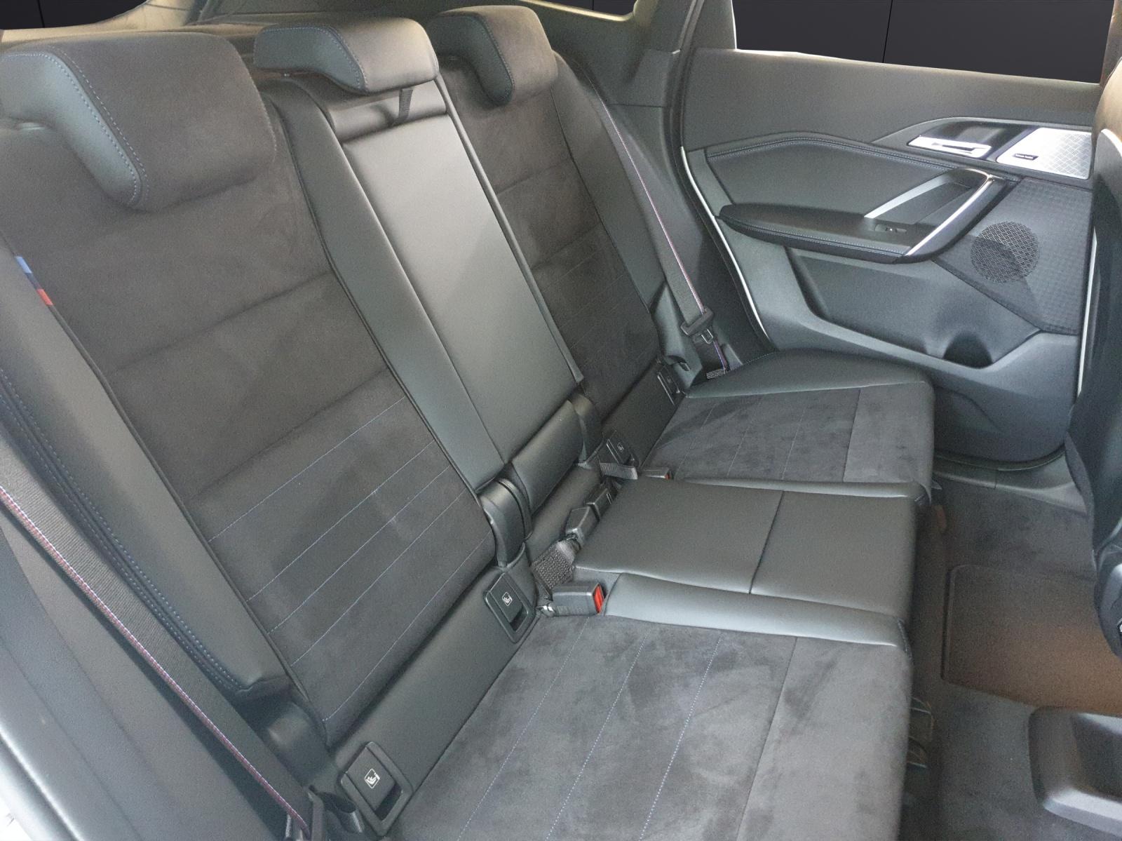 BMW X1 20d xDrive-image-13