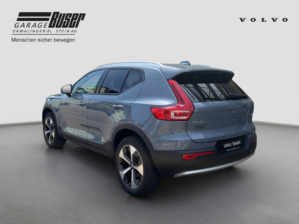 VOLVO XC40 T2 Core Geartronic-image-2