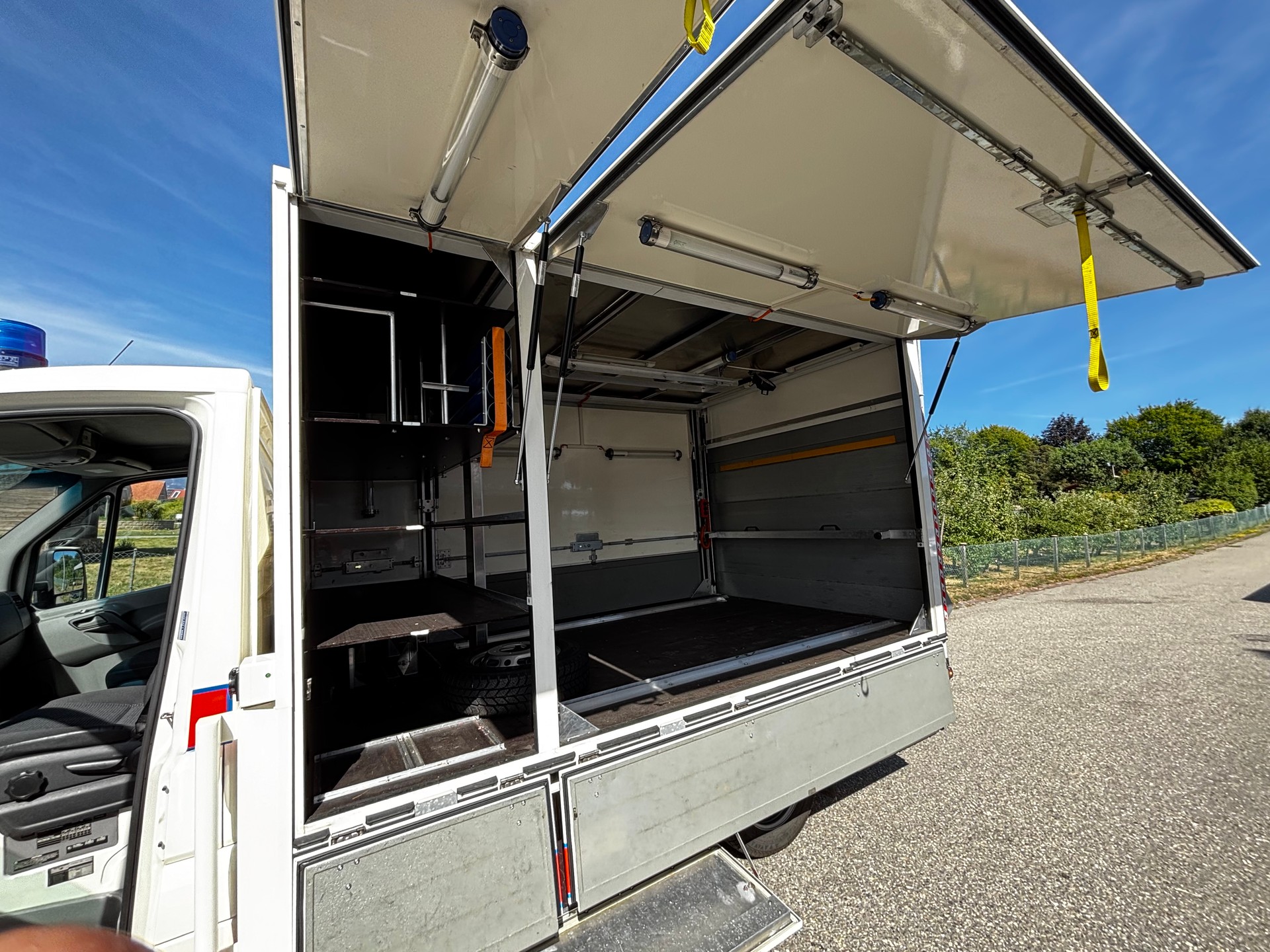 MERCEDES-BENZ Sprinter 515 CDI Lang-image-10