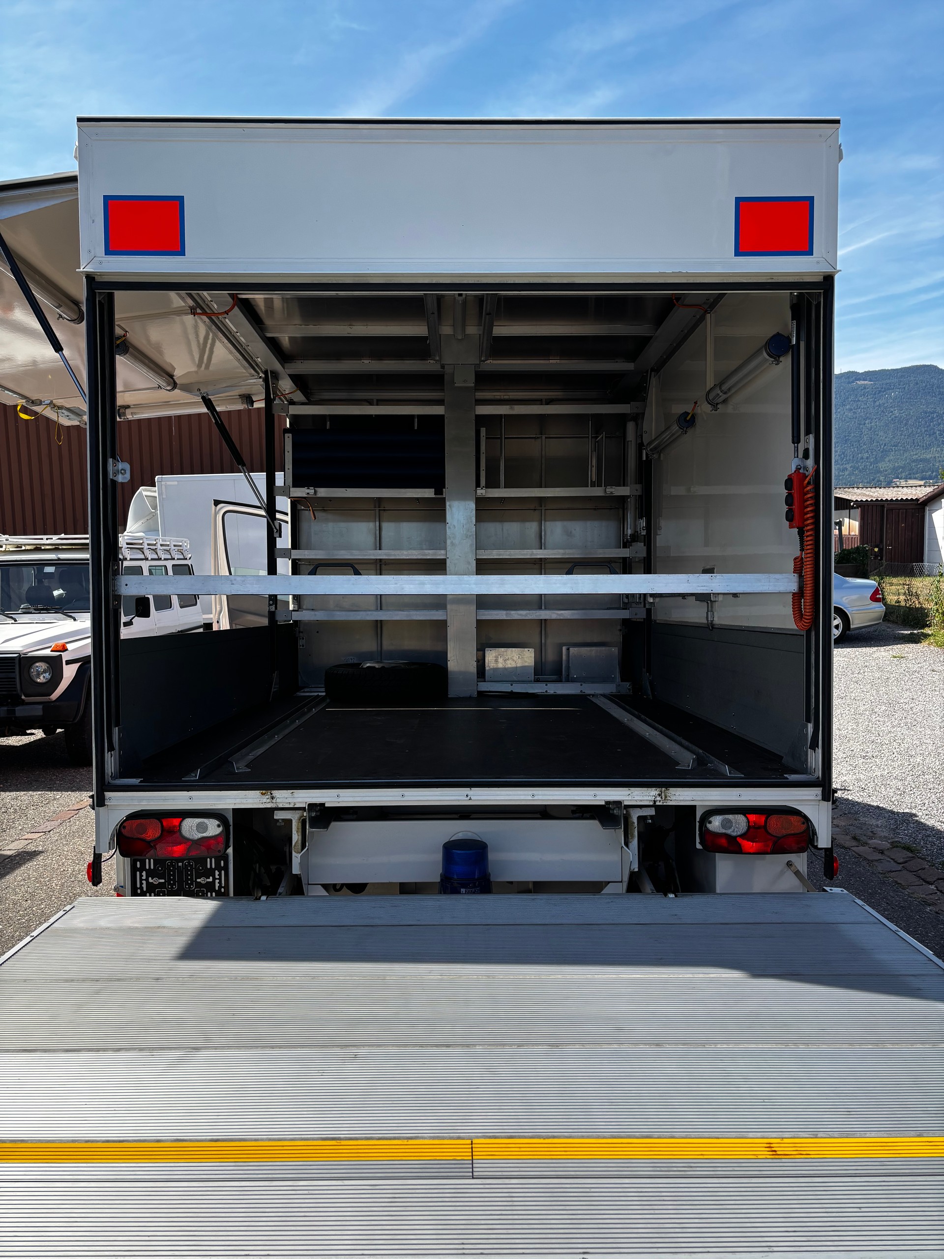 MERCEDES-BENZ Sprinter 515 CDI Lang-image-13