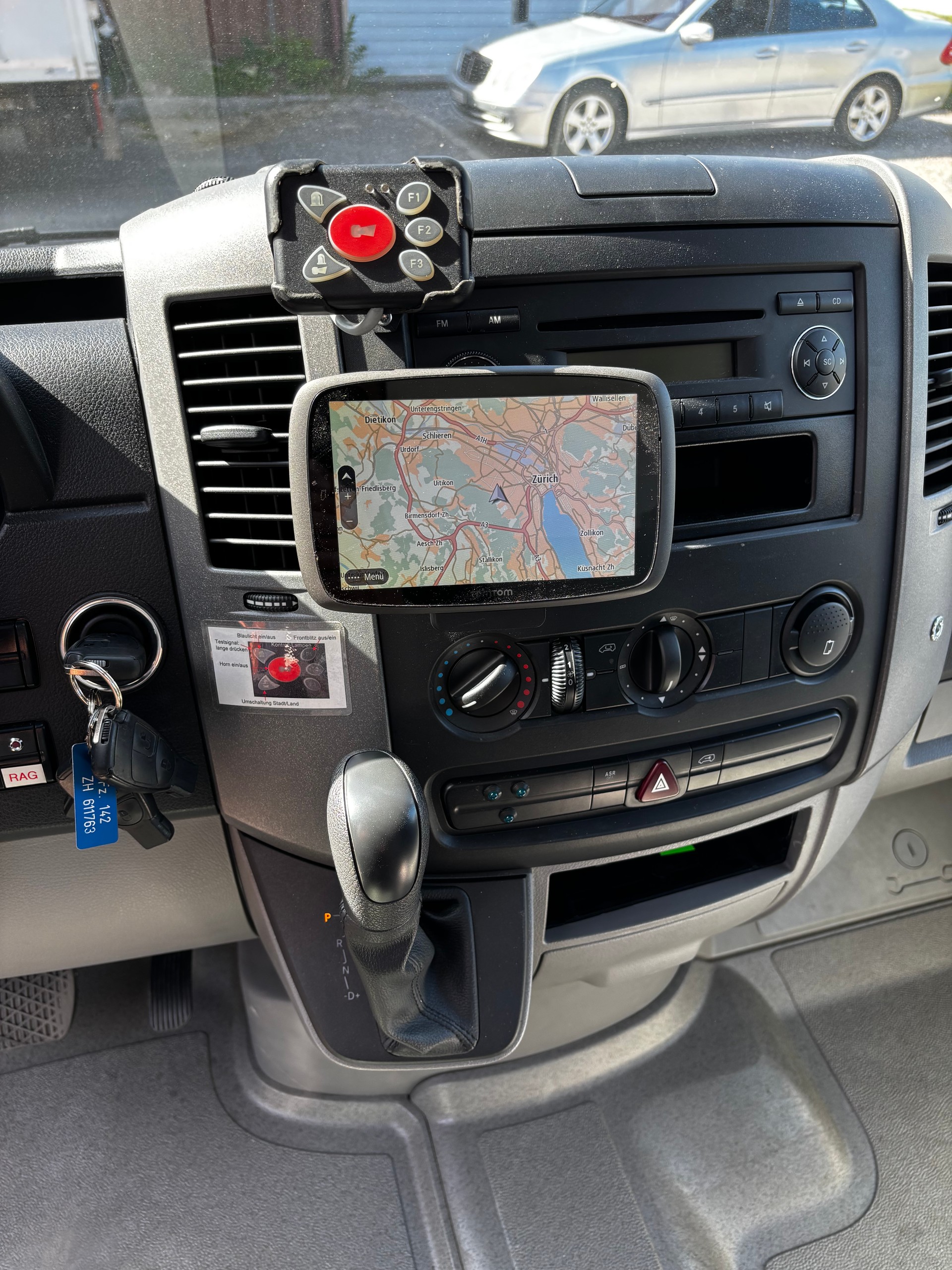 MERCEDES-BENZ Sprinter 515 CDI Lang-image-8