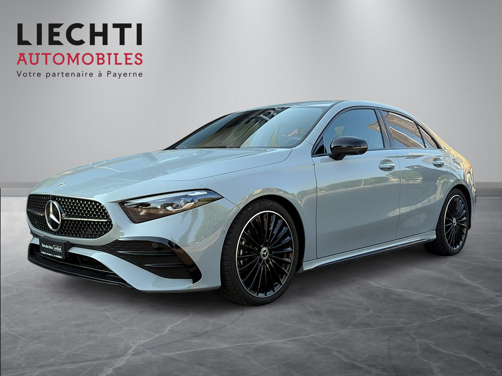 MERCEDES-BENZ A 220 4Matic 8G-DCT Limousine (V177)-image-0