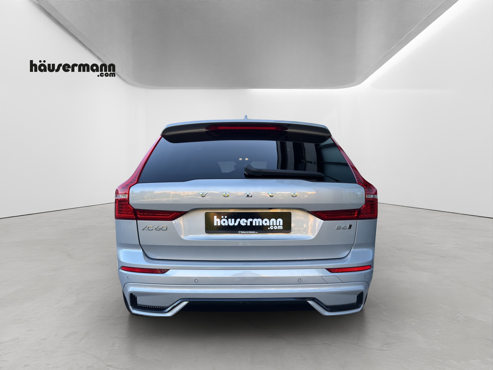 VOLVO XC60 2.0 B6 MH R-Design AWD-image-10